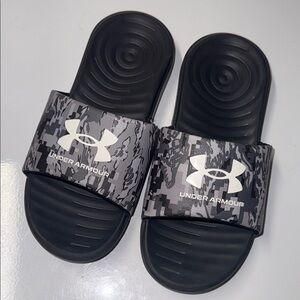 Under Armour Kids Camo Black Slide Sandals boys youth size 5